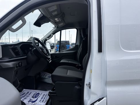 New 2026 Ford Transit 250 Low Roof AWD image 5
