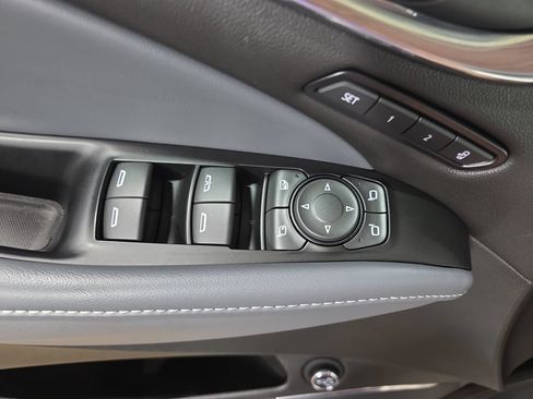 Used 2023 Buick Enclave Premium w/ Experience Buick Package AWD/4WD image 32
