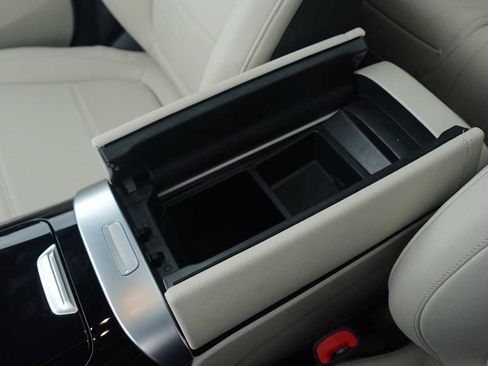 Used 2026 Mercedes-Benz GLC 300 4MATIC image 42