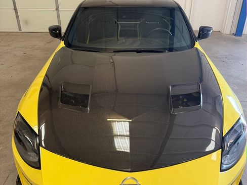 Used 2023 Nissan Z w/ Floor Mat Package (L93) RWD image 2