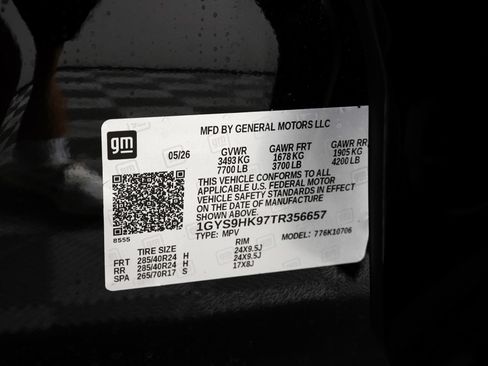 Used 2026 Cadillac Escalade V w/ LPO, ONYX Package AWD/4WD image 39