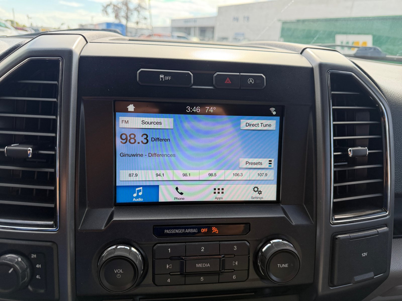 Used 2018 Ford F150 XLT w/ Equipment Group 301A Mid AWD/4WD image 22