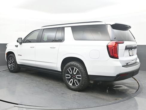 Used 2021 GMC Yukon XL AT4 w/ AT4 Premium Plus Package AWD/4WD image 8