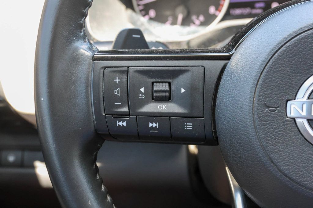 Used 2022 Nissan Pathfinder SV AWD/4WD image 28