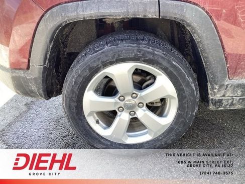Used 2021 Jeep Compass Latitude w/ Convenience Group AWD/4WD image 8