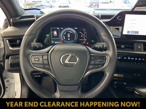 Used 2024 Lexus UX 250h FWD image 25
