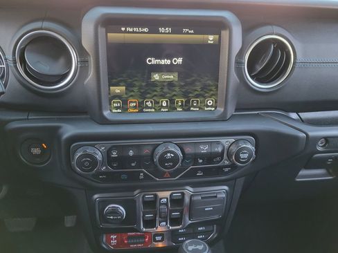 Used 2022 Jeep Wrangler Unlimited Rubicon 4xe w/ Steel Bumper Group AWD/4WD image 9