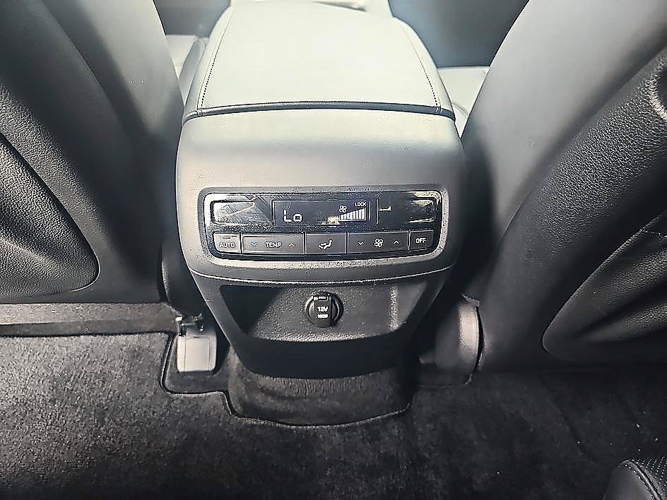 Certified 2024 Hyundai Palisade SEL AWD/4WD image 29