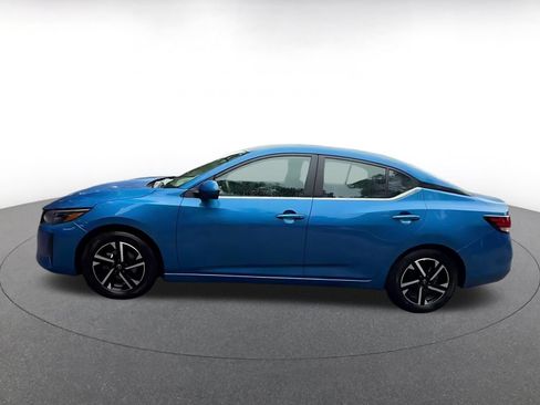 Used 2025 Nissan Sentra SV FWD image 7