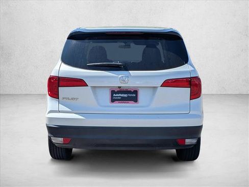 Used 2018 Honda Pilot LX image 6