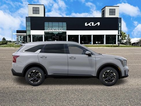 New 2026 Kia Sorento S AWD/4WD image 7