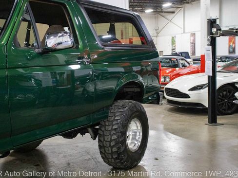 Used 1996 Ford Bronco XLT image 21