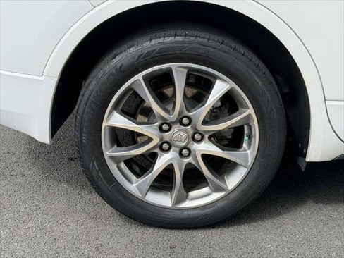 Used 2020 Buick Envision Essence w/ Experience Buick Package AWD/4WD image 9