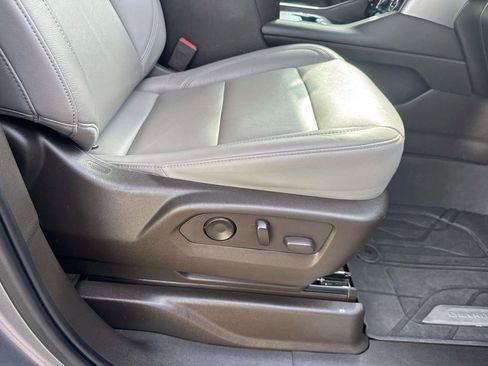 Certified 2021 Chevrolet Tahoe Z71 w/ Z71 Signature Package image 13