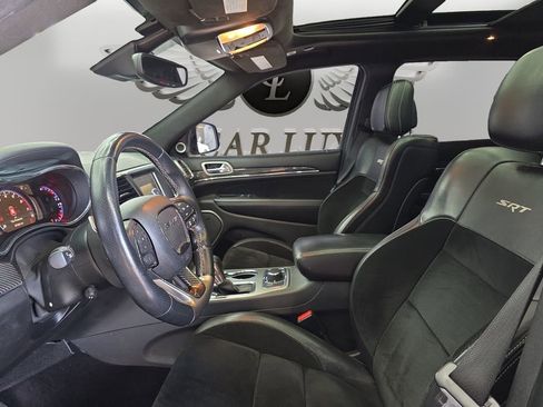 Used 2017 Jeep Grand Cherokee SRT w/ Trailer Tow Group IV image 9