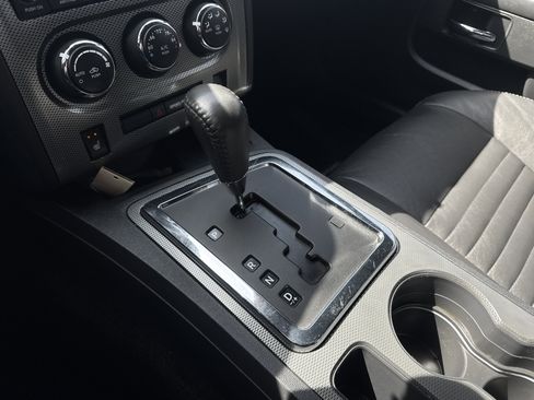 Used 2013 Dodge Challenger R/T image 21