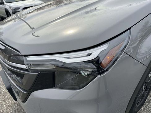 Certified 2025 Subaru Forester Premium image 7