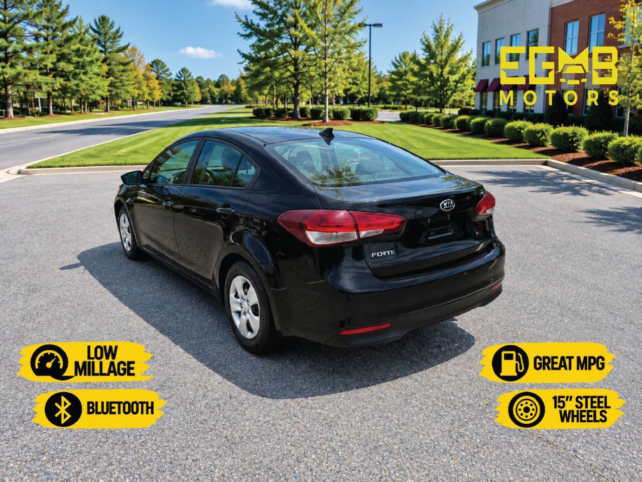 Used 2017 Kia Forte LX FWD image 3