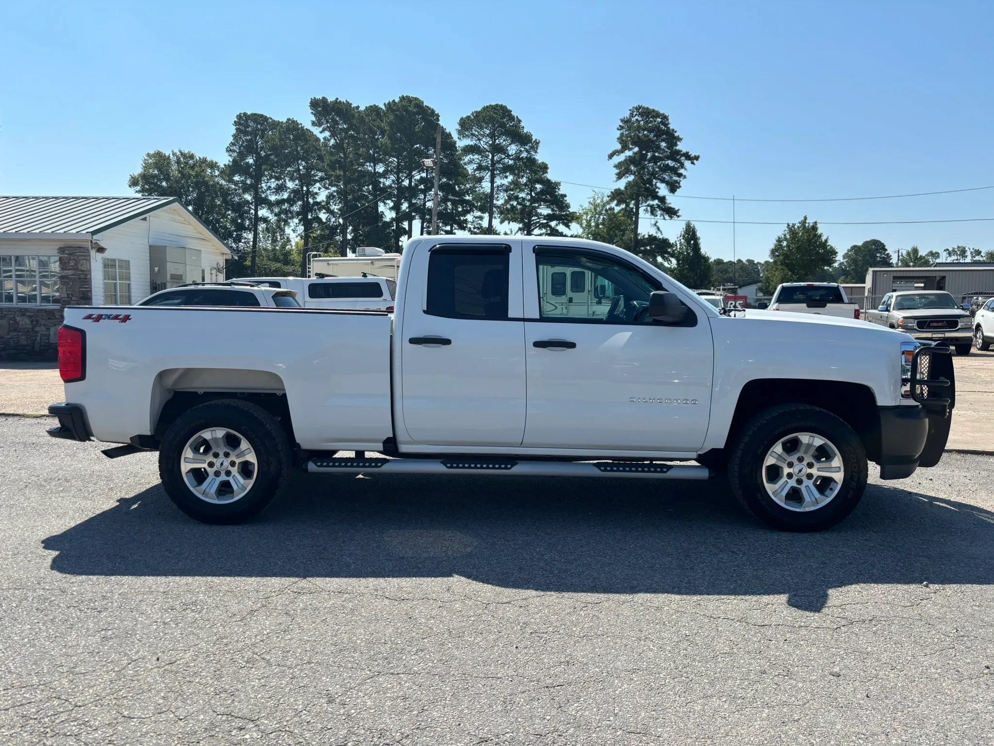 Used 2018 Chevrolet Silverado 1500 W/T w/ WT Convenience Package AWD/4WD image 6