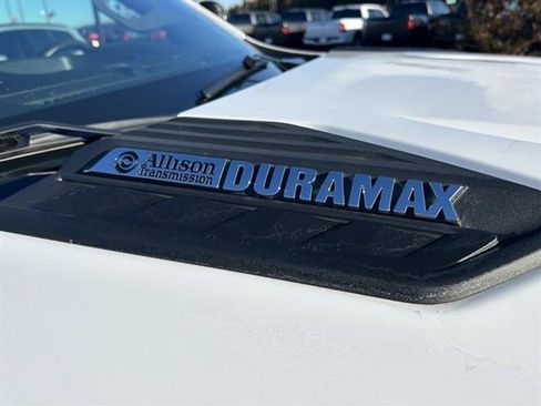 Used 2024 Chevrolet Silverado 3500 W/T w/ WT Convenience Package image 7