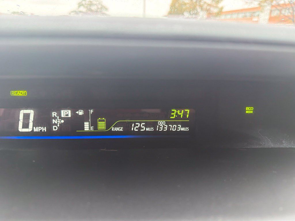 Used 2013 Toyota Prius V Three FWD image 8