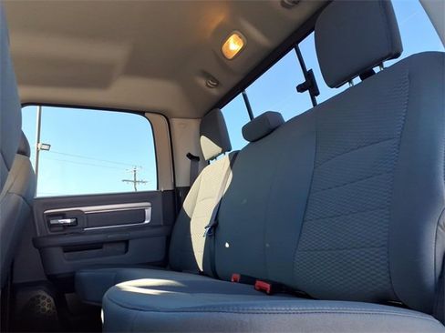 Certified 2019 RAM 1500 Classic SLT image 16