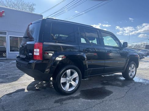 Used 2015 Jeep Patriot Latitude image 4