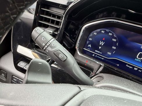 Certified 2023 Chevrolet Silverado 1500 ZR2 w/ Technology Package image 28