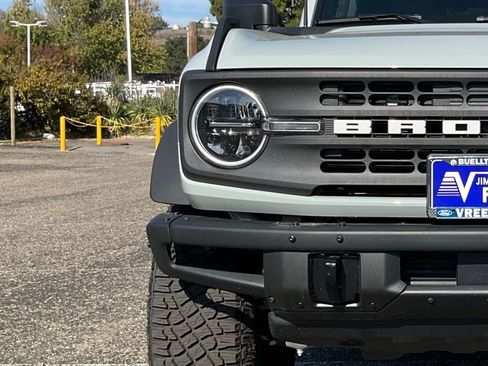 Certified 2024 Ford Bronco Black Diamond w/ Sasquatch Package image 84