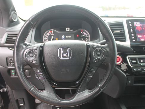 Used 2017 Honda Ridgeline Black Edition image 14