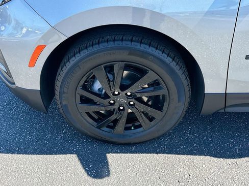 Certified 2024 Chevrolet Equinox LS w/ Sport Edition image 29