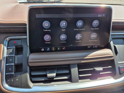 Used 2021 Chevrolet Tahoe High Country w/ Premium Package AWD/4WD image 21