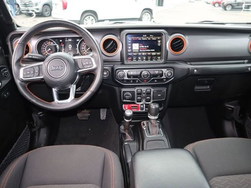 Used 2023 Jeep Gladiator Mojave image 12