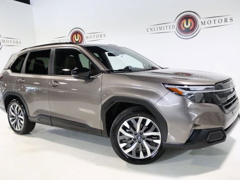 Used 2025 Subaru Forester Touring image 69