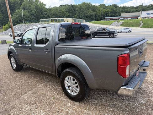 Used 2019 Nissan Frontier SV AWD/4WD image 7