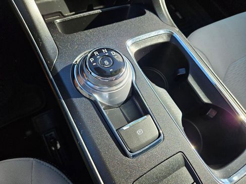 Used 2019 Ford Fusion SE w/ Equipment Group 151A FWD image 25
