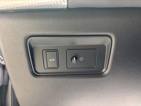 Used 2022 Land Rover Range Rover Sport HSE Dynamic image 23