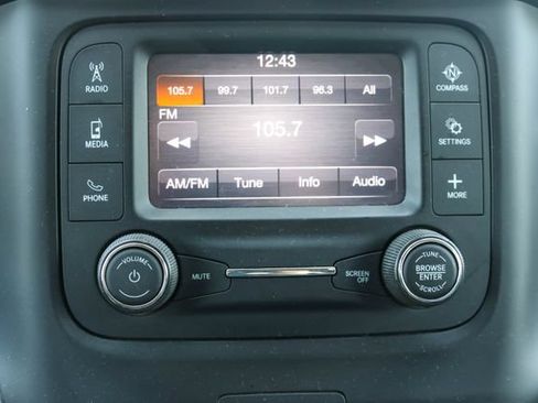 Used 2020 RAM 1500 Big Horn AWD/4WD image 8