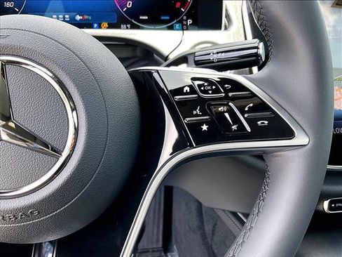 New 2026 Mercedes-Benz E 350 4MATIC Sedan image 21
