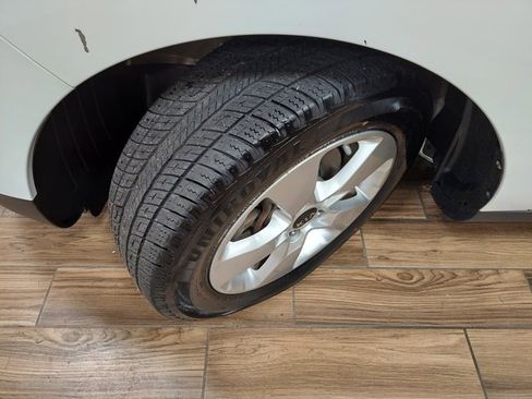 Used 2019 Kia Soul image 14
