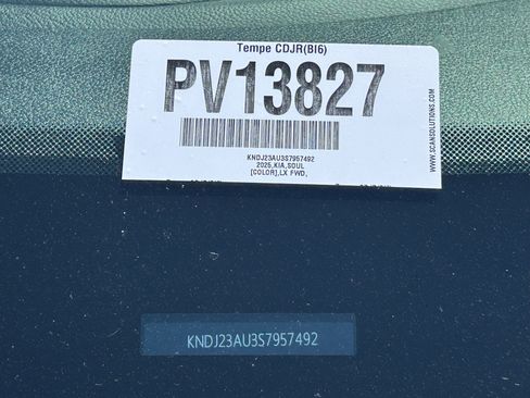 Certified 2025 Kia Soul LX w/ LX Technology Package FWD image 31