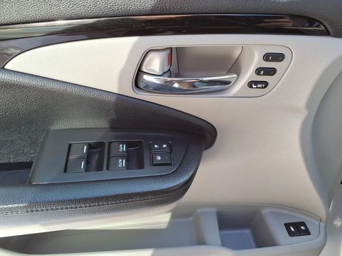 Used 2018 Honda Pilot Elite image 11