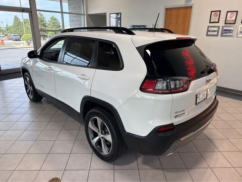 Used 2022 Jeep Cherokee Limited AWD/4WD image 11