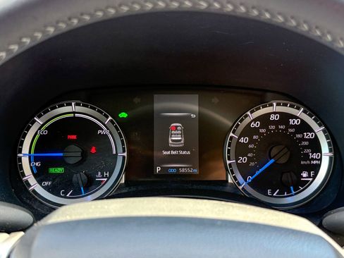 Used 2022 Toyota Highlander LE image 25