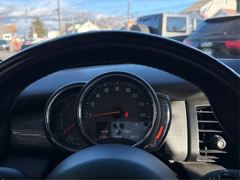 Used 2018 MINI Cooper 2-Door Hardtop w/ Signature Line Package image 16