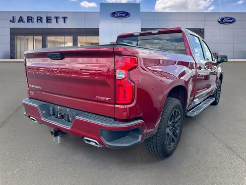 Used 2023 Chevrolet Silverado 1500 RST w/ Convenience Package II AWD/4WD image 4