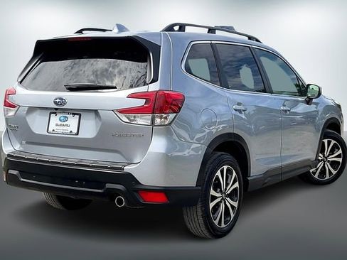 Used 2022 Subaru Forester Limited image 13