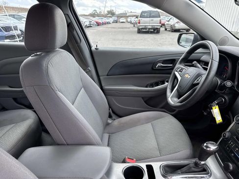 Used 2015 Chevrolet Malibu LS image 17