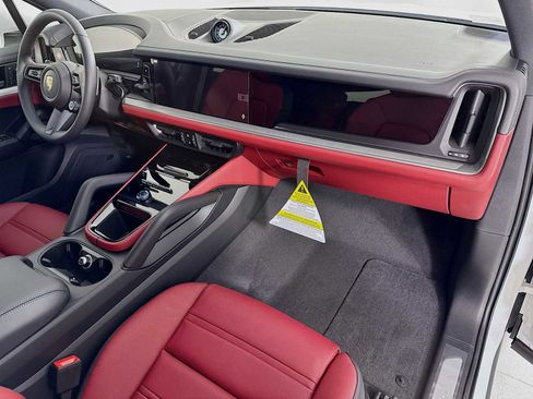 New 2026 Porsche Cayenne E-Hybrid image 31