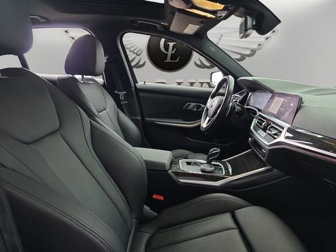 Used 2021 BMW 330i Sedan w/ Convenience Package image 14